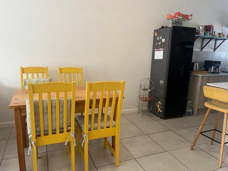 To Let 2 Bedroom Property for Rent in Heathfield Western Cape